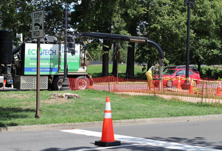 Hydro excavating utilities with a vac truck. Hydro excavating utilities with a vac truck.
