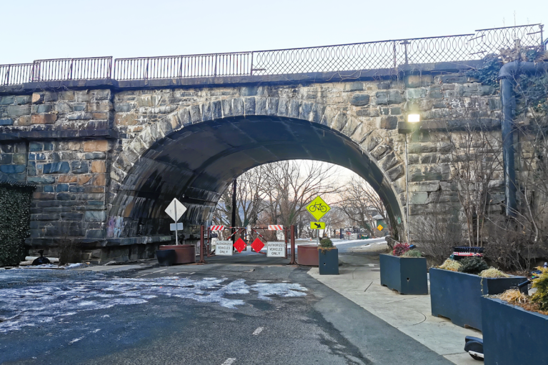 Capital Crescent Trail trailhead – Water St, NW Capital Crescent Trail trailhead – Water St, NW