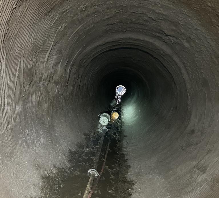 photo inside tunnel with geopolymer