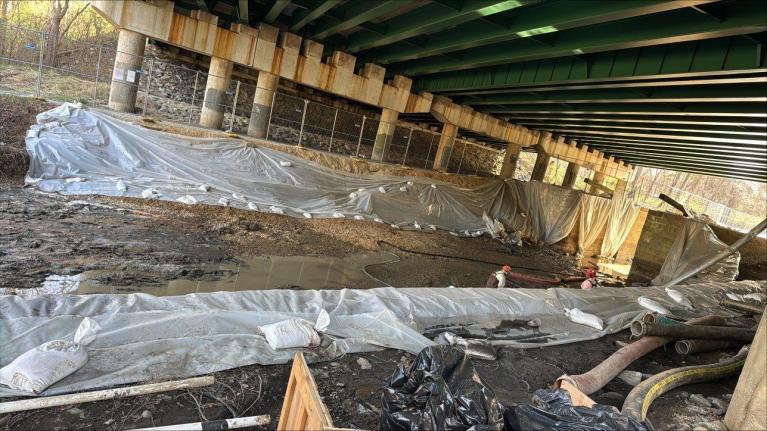 Photo showing work between locks 13 and 14 where sludge has been removed