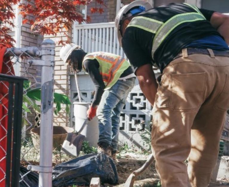 Photo of LFDC workers digging